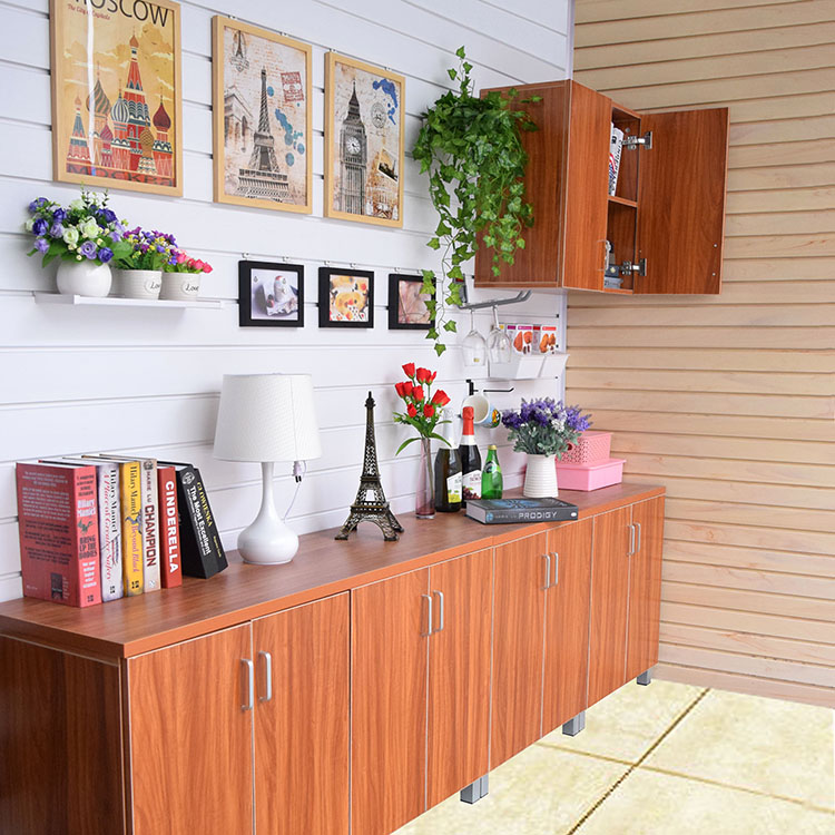 Prix ​​de gros de fabrication Slatwall en PVC pour affichage de garage de stockage